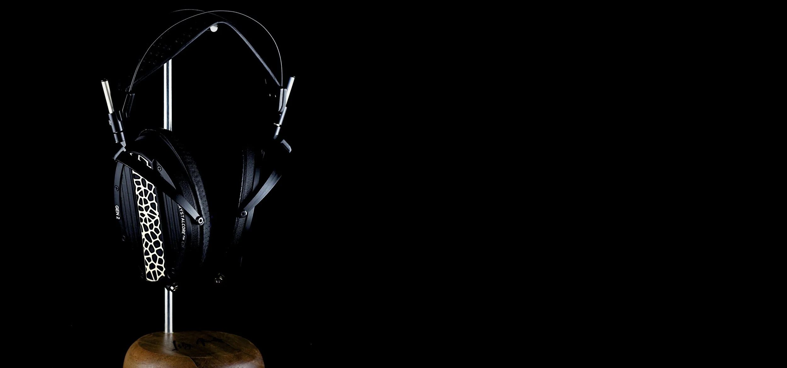 Lily Audio Genesis Pure headphones
